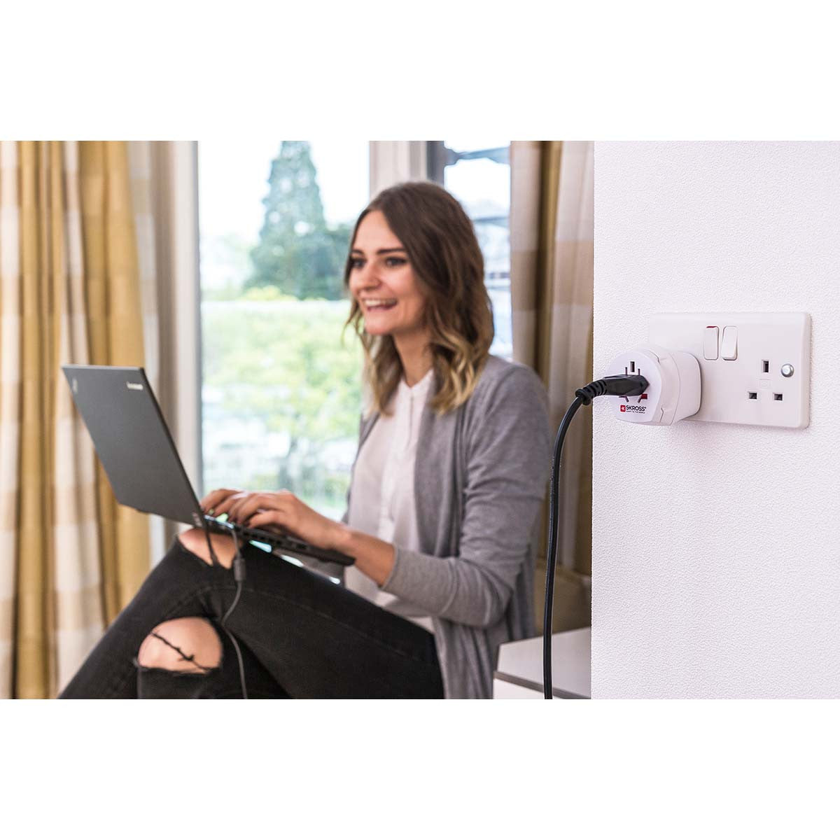 Skross | Travel Adapter Combo - World-to-uk Earthed